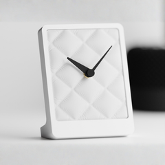 Cloth Pattern Clock – Stylish Decorative Wall Clock for Home & Office