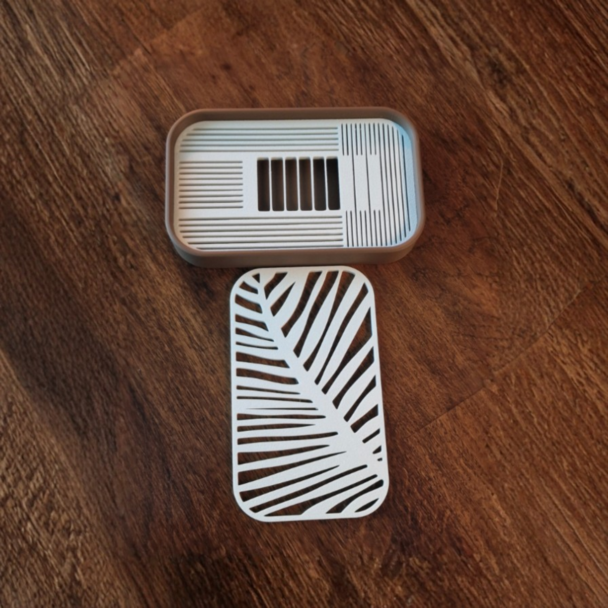 Palm Vein- Rectangular Base - Soap Dish