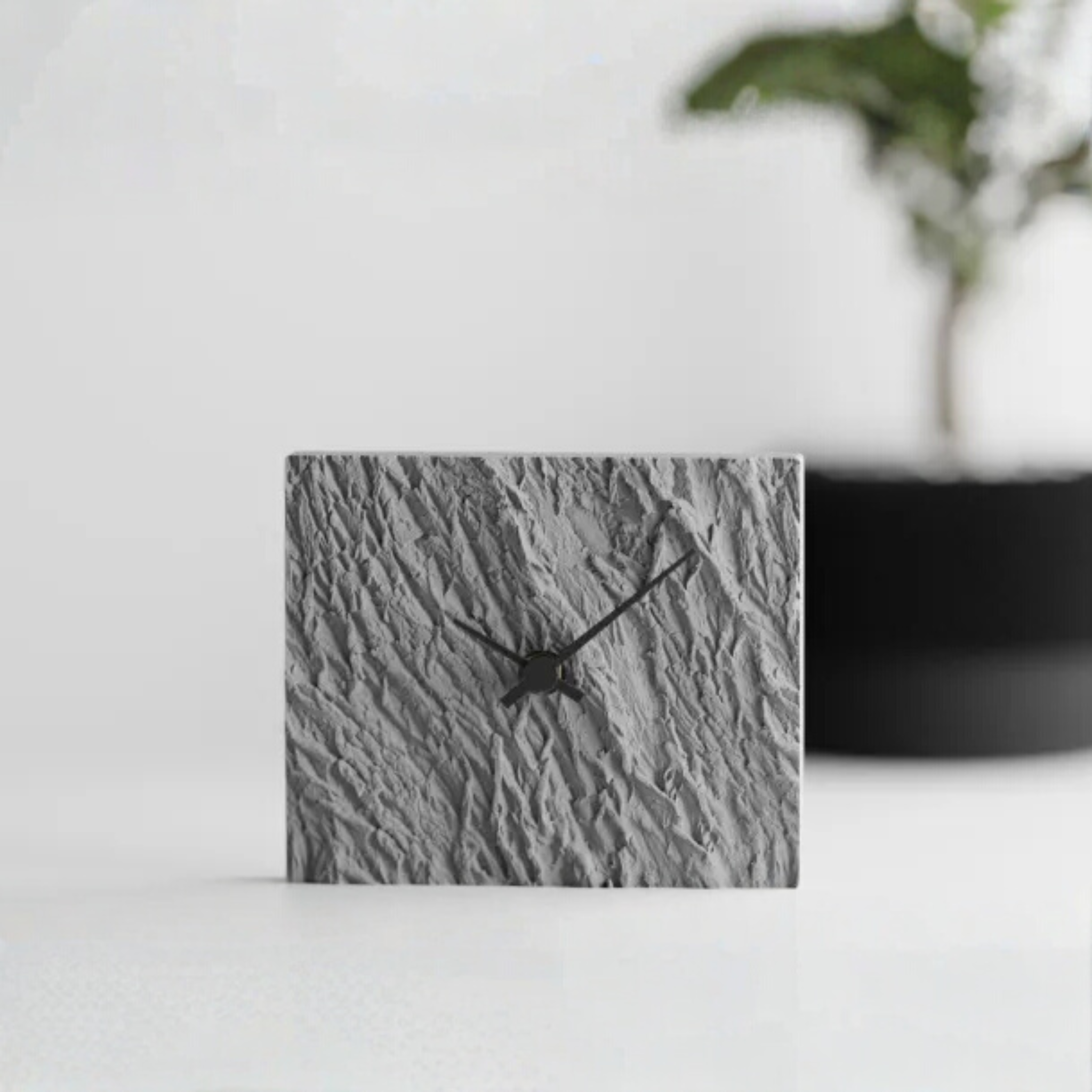 Tree Bark Texture Clock – Nature-Inspired Modern Timepiece | Minimalist Wall & Desk Clock Secondary image