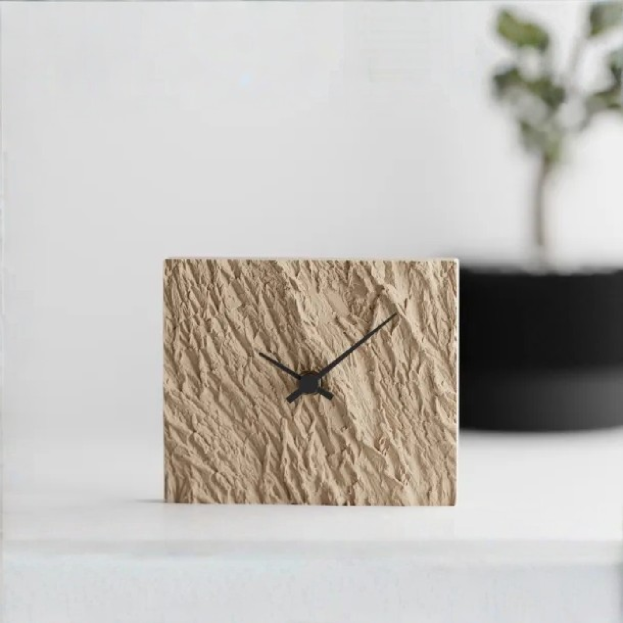 Tree Bark Texture Clock – Nature-Inspired Modern Timepiece | Minimalist Wall & Desk Clock
